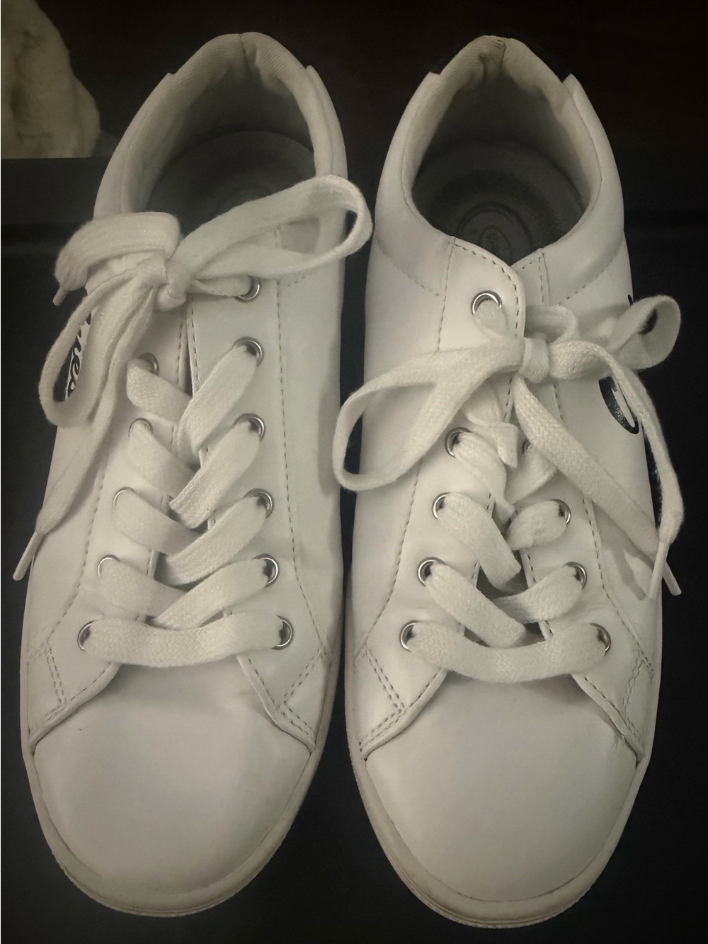 Guess White Low-Top Lace-Up Sneakers